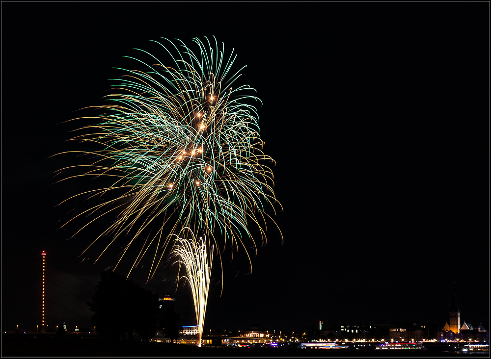 Das Feuerwerk am Japantag in Düsseldorf