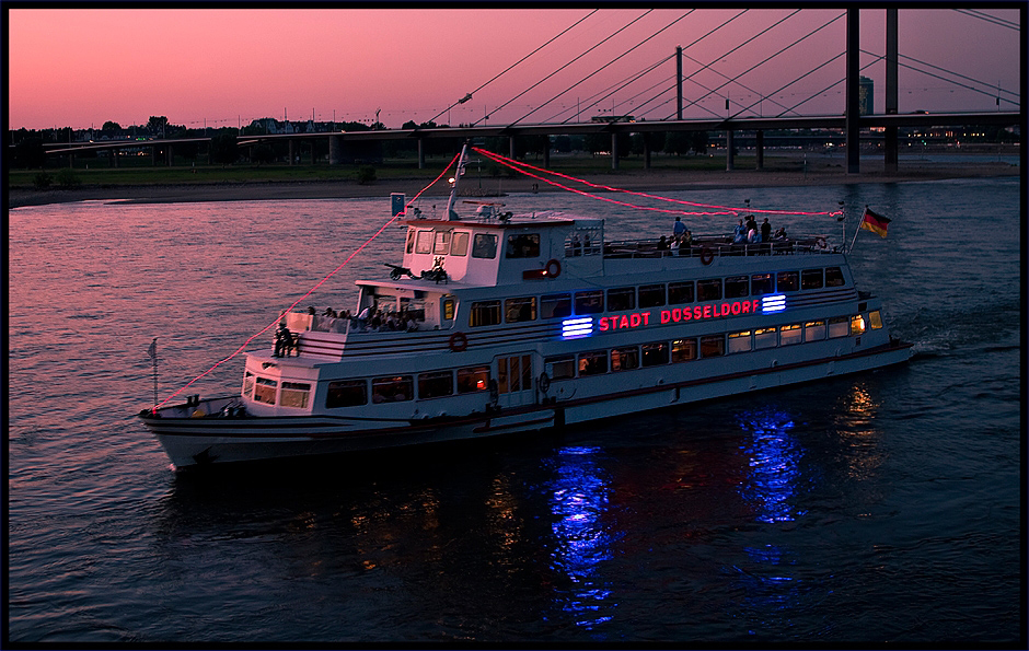 Düsseldorf und der Rhein
