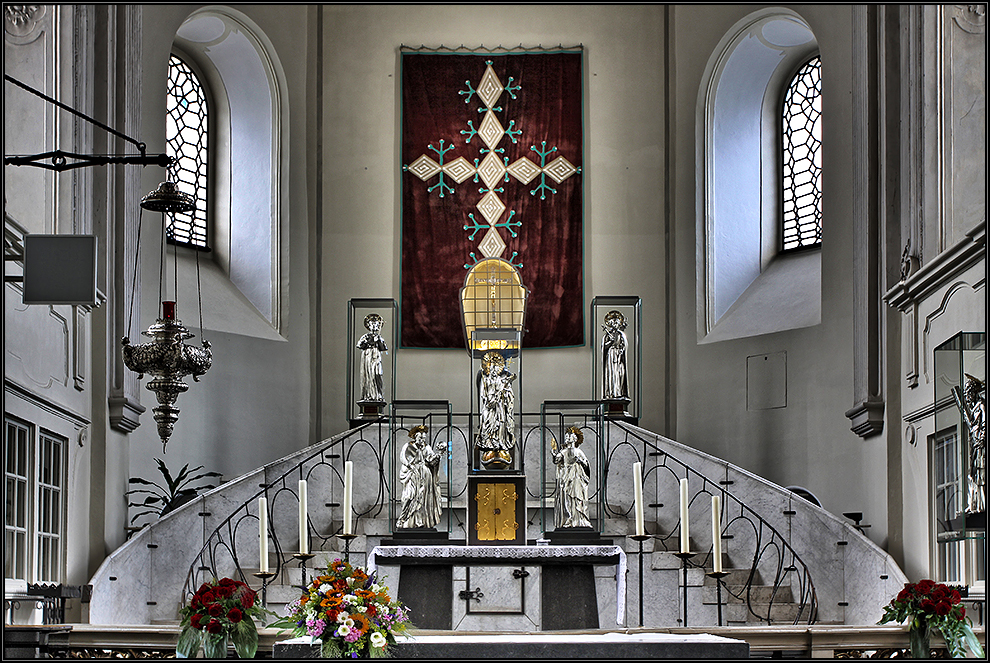 Düsseldorf: St. Andreas - Offene Kirche der Dominikaner