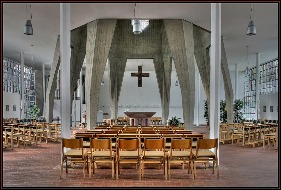 St. Maria Königin in Lichtenbroich