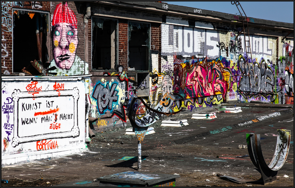 Kunst ist, wenn Mann`$ Macht XVII - Düsseldorf