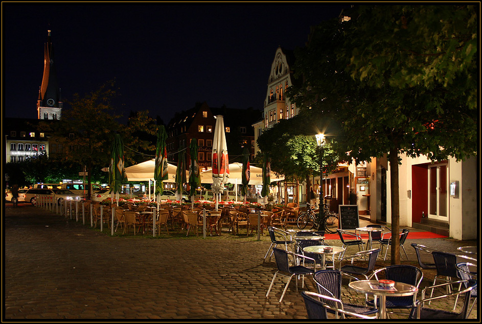 Düsseldorf- Zwischen Burgplatz und Rathaus