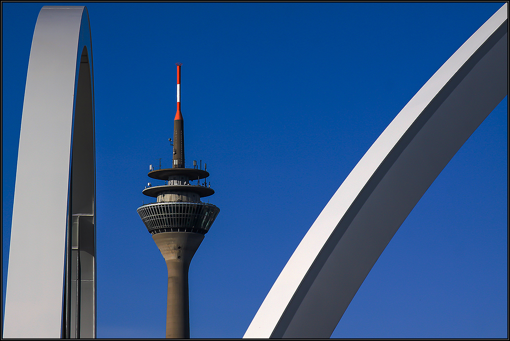  "Der Überflieger" in Düsseldorf