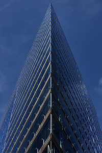  Wahrzeichen - Das Düsseldorfer Stadttor