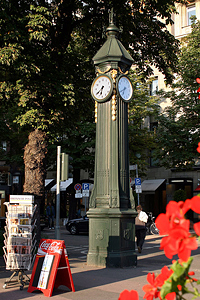 Corneliusuhr an der Schadowstr/Königsallee