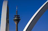  "Der Überflieger" in Düsseldorf